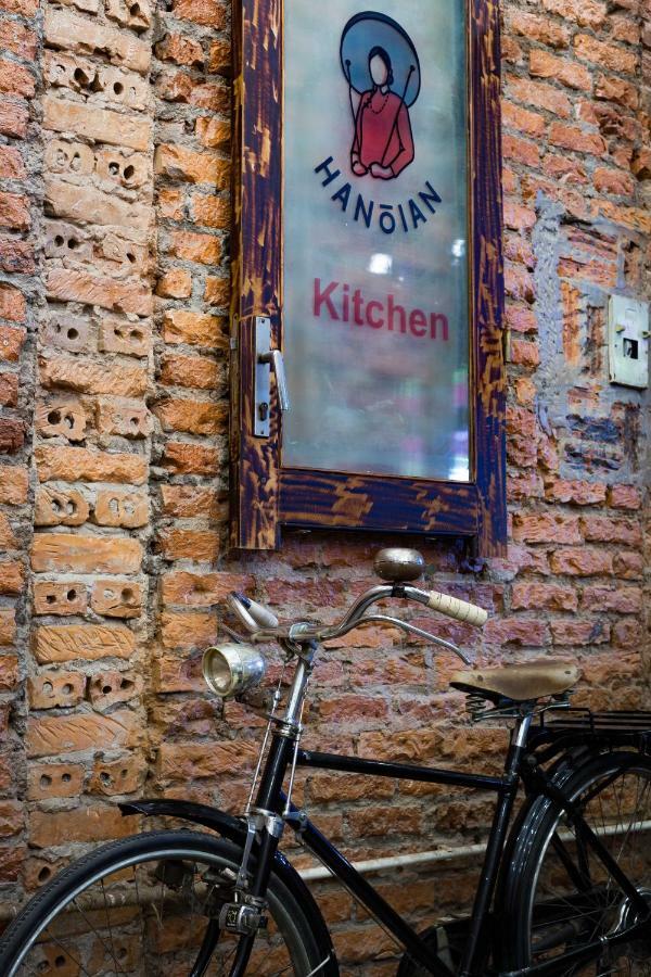 Hanoian Backpack Hostel Экстерьер фото